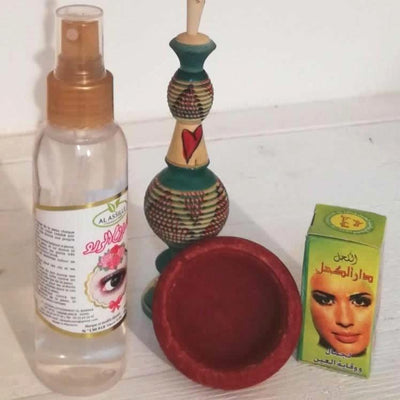 Maquillage naturel démaquillant yeux lèvre joues