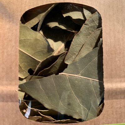 feuilles de laurier en vrac